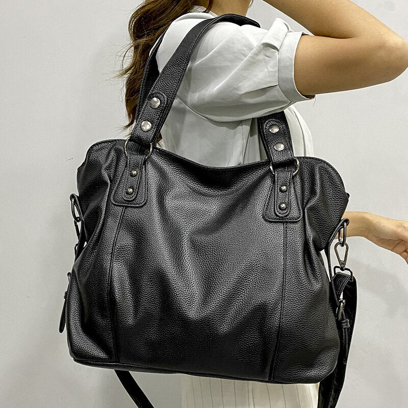 Stylish & Spacious Classic Hobo Tote Bag