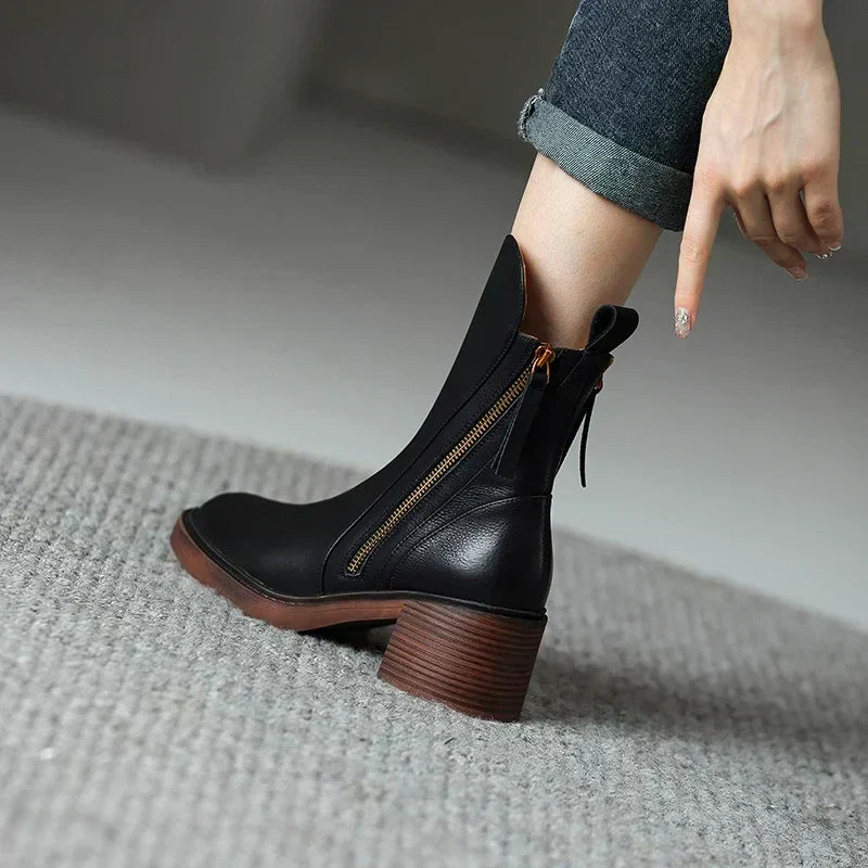 Katherine - Chic and Stylish Leather Boots