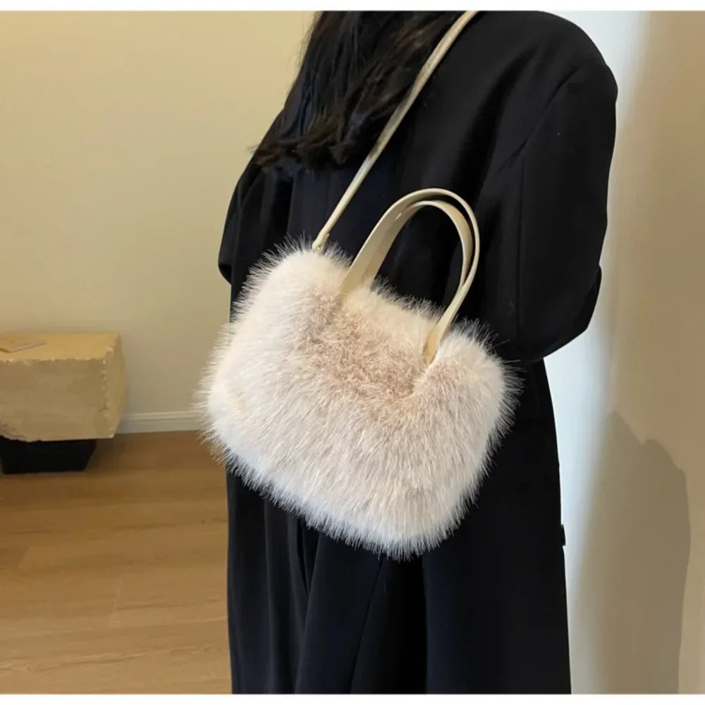 Chic Faux Fur Tote Bag for Stylish Carrying