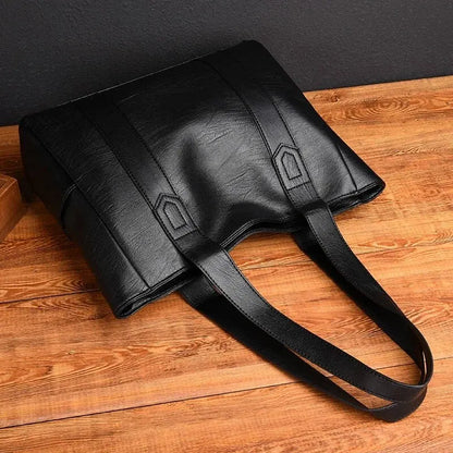 Chic Leather Shoulder Bag for Effortless Style