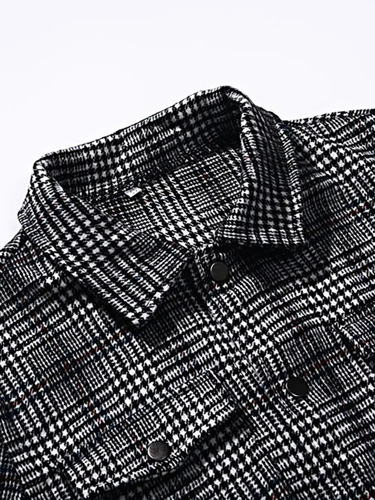 Leo - Classic Checkered Vintage Jacket