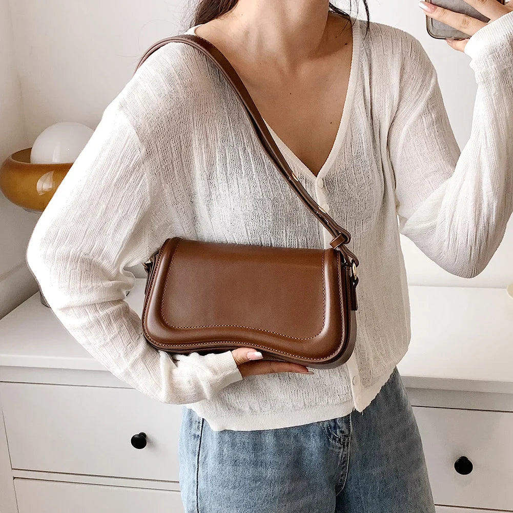 Alisa - Chic and Minimalist Shoulder Bag