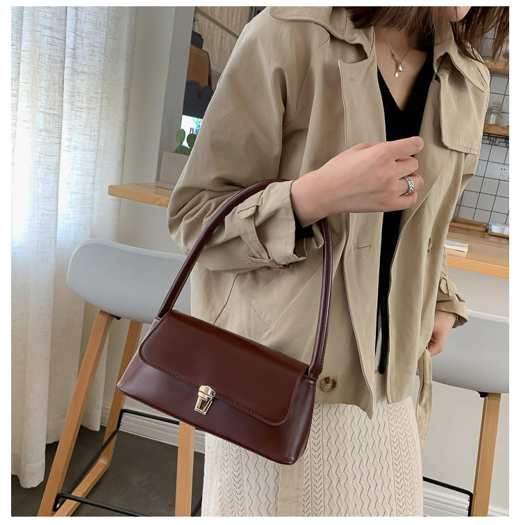Chic Western-Style Handbag for Women