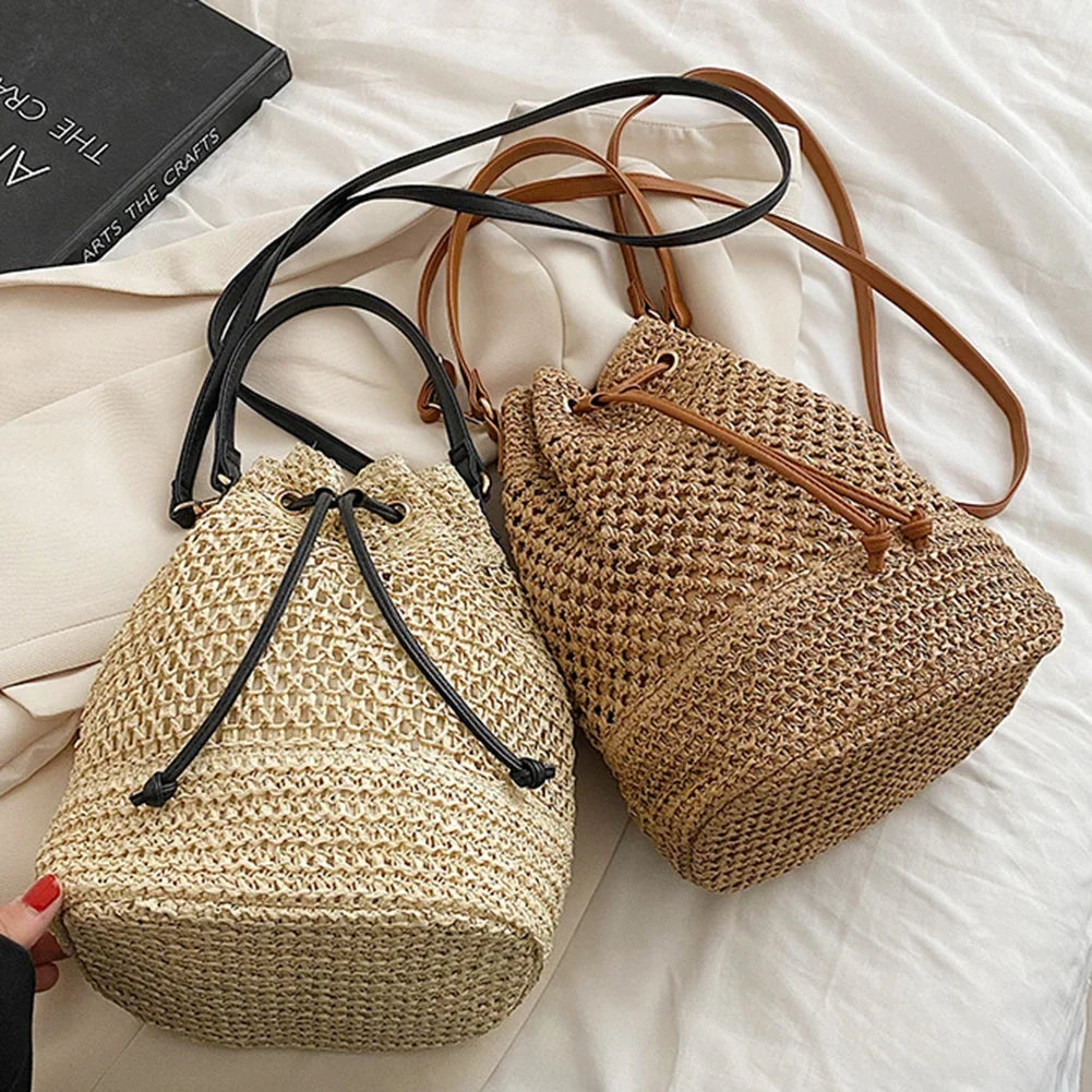 Chic Hand-Woven Straw Bucket Bag for Women - Perfect Summer Companion