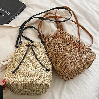 Chic Hand-Woven Straw Bucket Bag for Women - Perfect Summer Companion