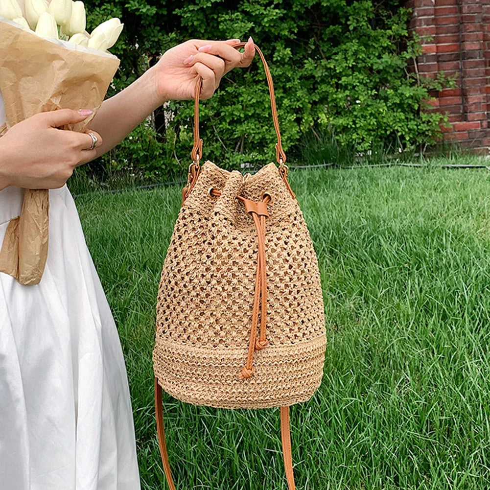 Chic Hand-Woven Straw Bucket Bag for Women - Perfect Summer Companion