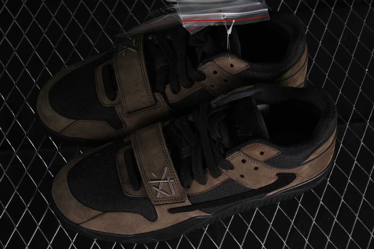 Cactus Jack Jack TR – Dark Mocha Edition
