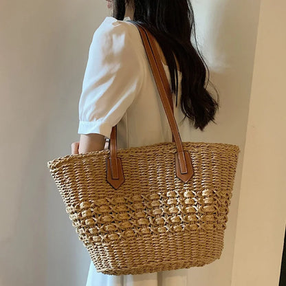 Stylish Bohemian Straw Shoulder Bag for the Beach