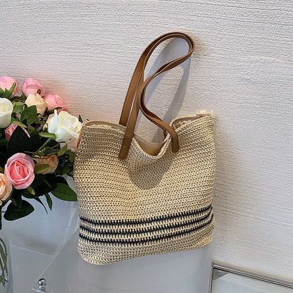 Spacious and Stylish Summer Beach Tote