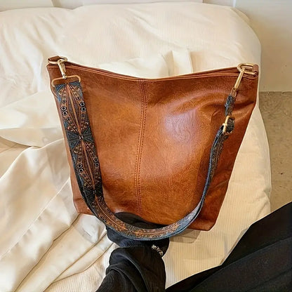 Sleek Vintage-Inspired Leather Tote Bag for Effortless Style