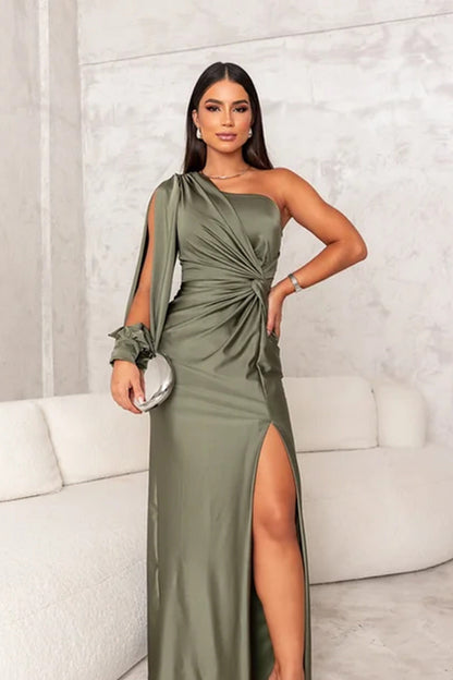 Chic Elegance: The Jezz Finesse Dress