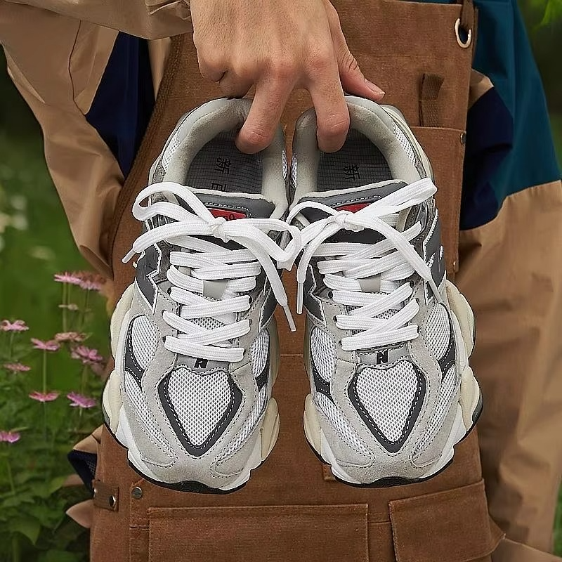 AERODYNEX™ FreshWave Lightweight Runner – Retro Mesh & Suede Training Sneaker