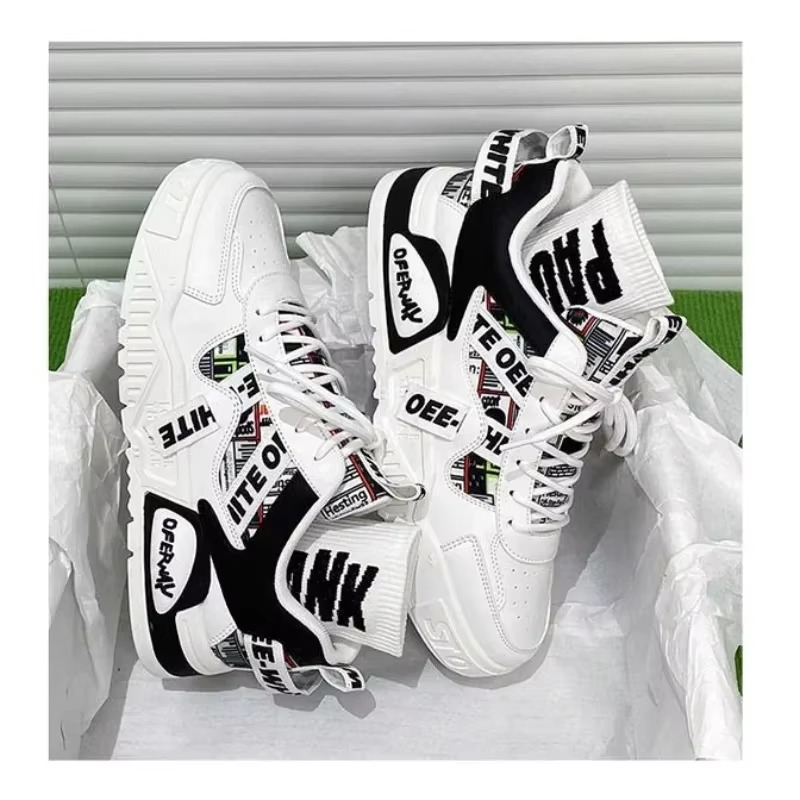 VoltAxis™ Urban Tech Platform Sneaker – Graphic Street Edition