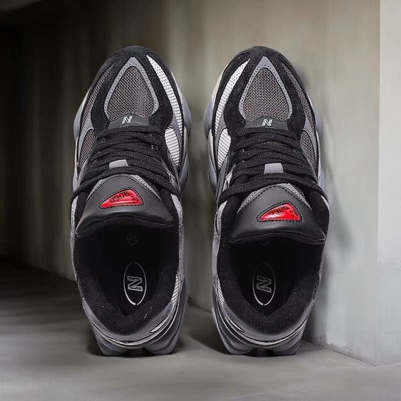 AERODYNEX™ FreshWave Lightweight Runner – Retro Mesh & Suede Training Sneaker