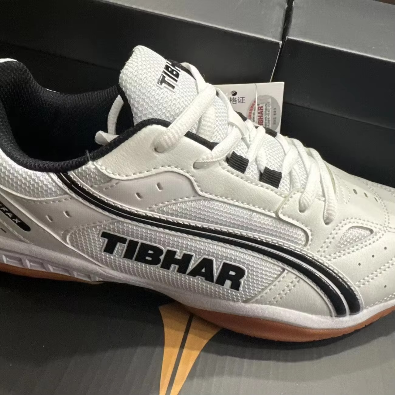 SpinPro™ Indoor Court Shoes – Lightweight Table Tennis & Badminton Sneakers