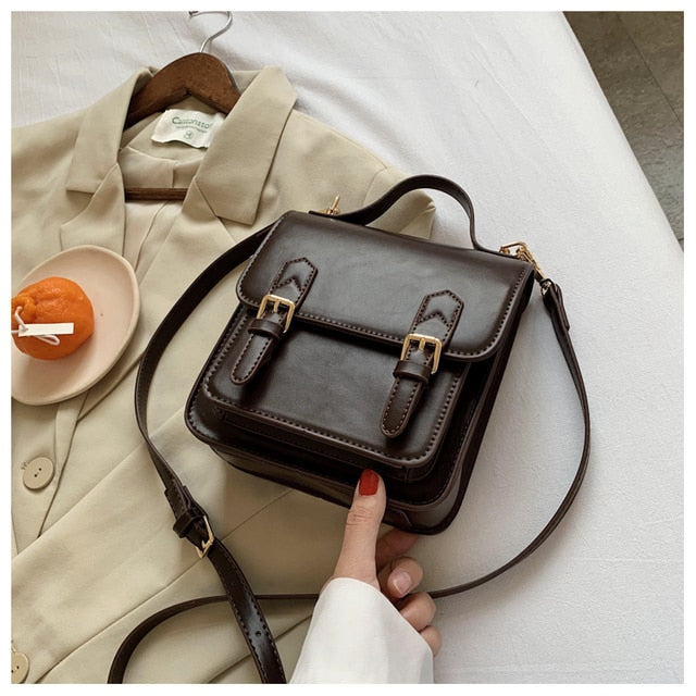 Chic Retro Double Buckle Bag with Luxurious Touch