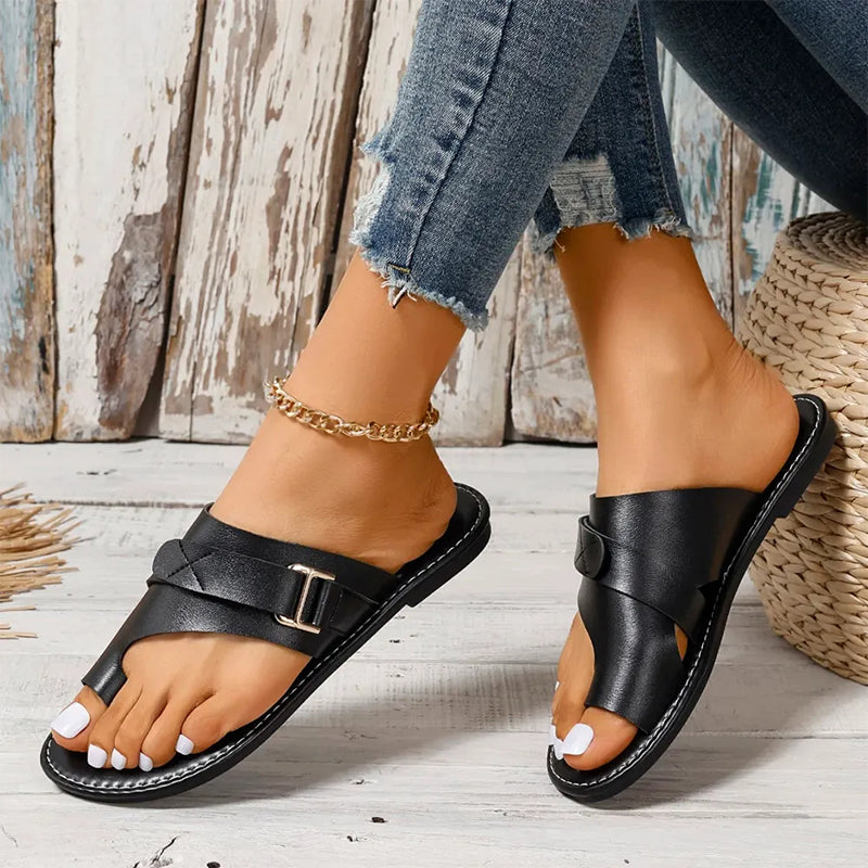 Hayley - Stylish Leather Flip Flops for Ultimate Comfort