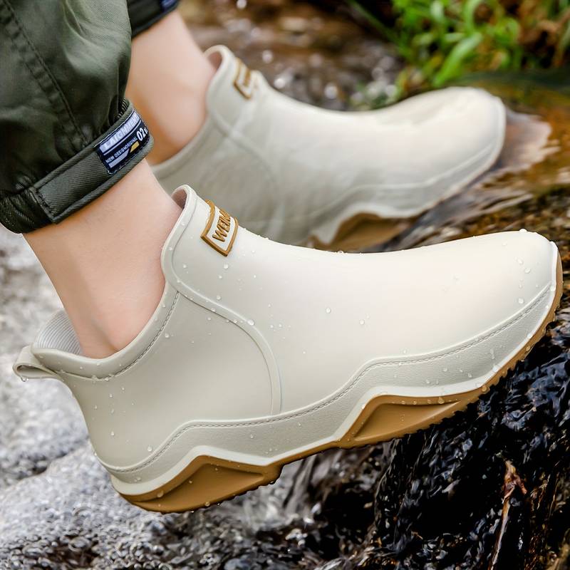 Caitlyn - Stylish Waterproof Boots for All-Weather Adventures