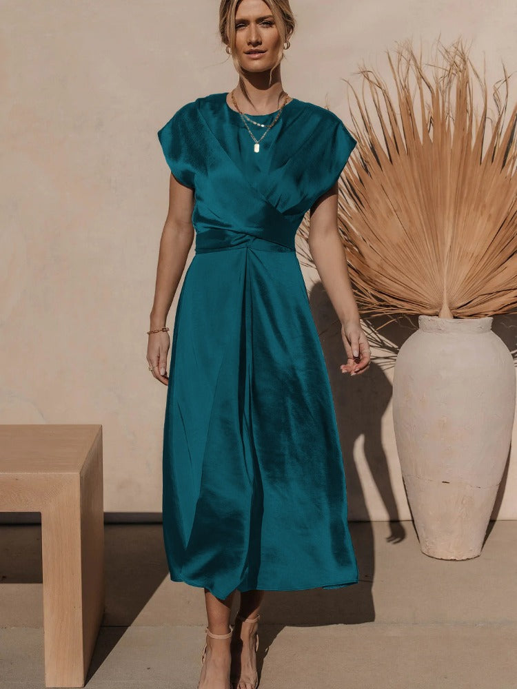 Lize - Chic and Classy Midi Dress